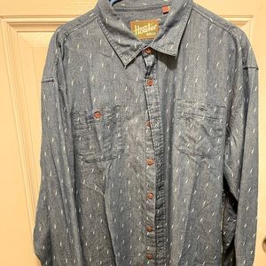 Men’s Howler Bros XXL Lightning Bolt Shirt. Great condition!!!